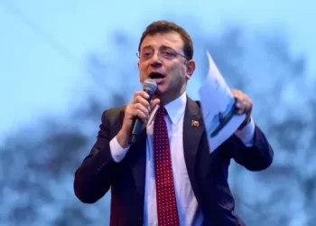 القضاء التركي يأمر بسجن رئيس بلدية اسطنبول المعارض