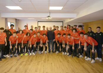 لقجع يحث منتخب أقل من 17 سنة على تشريف الكرة المغربية في كأس إفريقيا