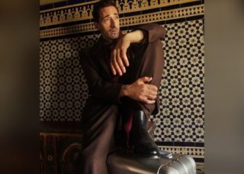 النجم العالمي أدريان برودي يروج لثقافة السفر في المغرب