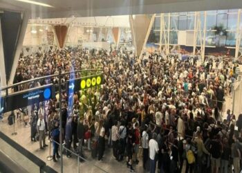 بعد الدار البيضاء.. مطار مراكش ينهي رسميا فوضى طوابير الإنتظار