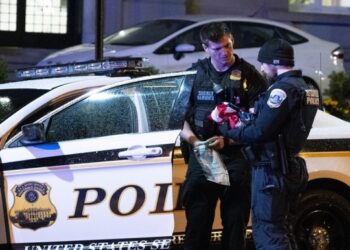 قتيلان وخمسة جرحى في حادث إطلاق نار داخل جامعة بأمريكا