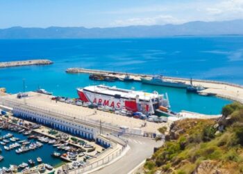 إغلاق ميناء الحسيمة في وجه الملاحة البحرية