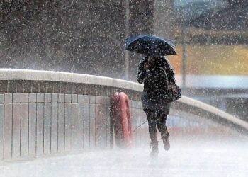 نشرة انذارية تحذر من زخات رعدية قوية بعدة مناطق