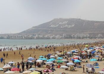 الاعتداء على سائح أجنبي بشاطئ أكادير يضع سمعة السياحة على المحك