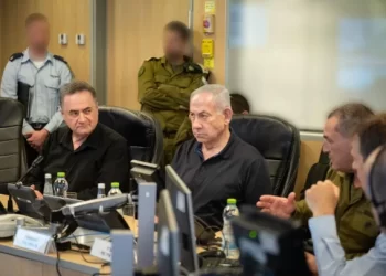 تل أبيب تتوعد طهران في حال “العودة للحرب”