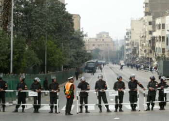 الداخلية المصرية تحبط مخططاً إرهابياً