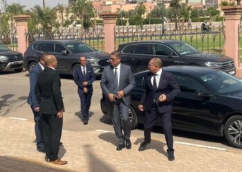 الوالي بنشيخي ينتفض في وجه سلطات سيدي يوسف بن علي