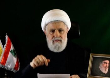 حزب الله يؤكد رفض قرار تجريده من سلاحه ويتهم الحكومة بتسليم لبنان إلى إسرائيل