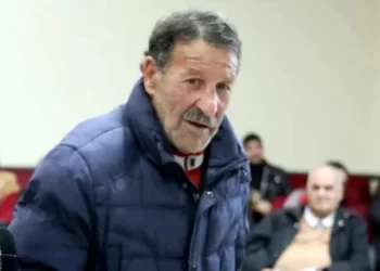 وفاة لاعب المنتخب الوطني المغربي السابق مصطفى الطاهيري