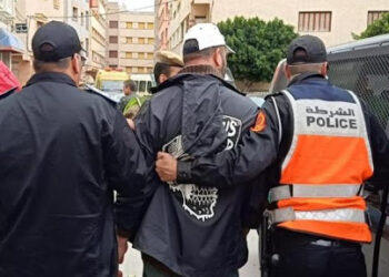 من ضمنهم سيدتان.. توقيف 6 أشخاص بتهمة حيازة وترويج المخدرات وحجز سلاح ناري