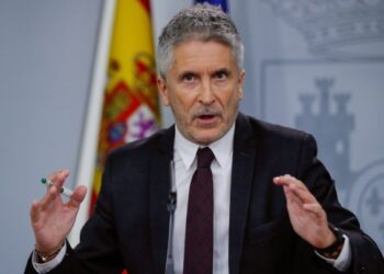 وزير الداخلية الإسباني يشيد بالتعاون “النموذجي” مع المغرب