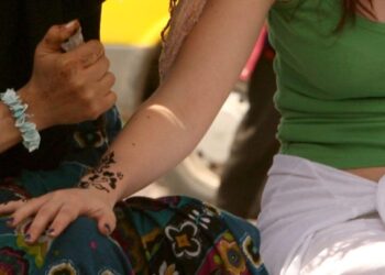 حقوقيون لكشـ24: مضايقات السياح بساحة جامع الفنا تسيء لصورة مراكش كوجهة عالمية