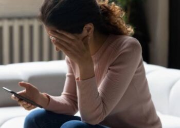 بعد خطوبة فاشلة.. تعرض شابة للابتزاز الالكتروني ومنظمة وطنية تدخل على الخط