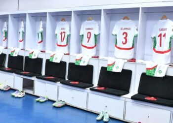 الركراكي يعلن عن تشكيلة المنتخب المغربي في مواجهة زامبيا