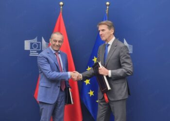 التوقيع على تبادل الرسائل المعدلة للاتفاق الفلاحي بين المغرب والاتحاد الاوروبي