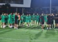 المنتخب الوطني يجري أول حصة تدريبية استعدادا للقاء البحرين