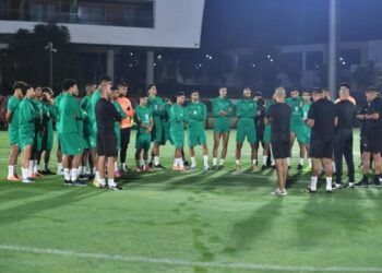 المنتخب الوطني يجري أول حصة تدريبية استعدادا للقاء البحرين