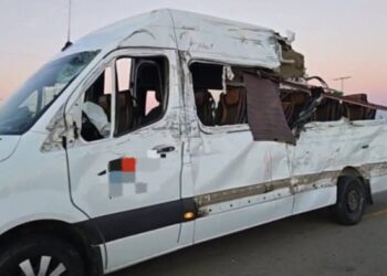 مصرع شابة وإصابة 25 شخصا آخر في حادثة سير مروعة