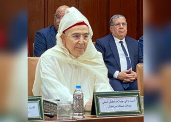 بعد تنصيبه.. والي مراكش آسفي الجديد يباشر مهامه باجتماع مع رجال السلطة