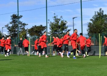 المنتخب الوطني يجري حصتين استعدادا للقاء مالي + فيديو