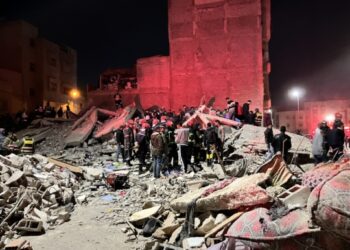 التحقيقات في فاجعة انهيار بنايتين بفاس تصل إلى أعوان السلطة