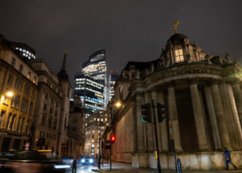 ارتفاع بطالة الشباب في بريطانيا