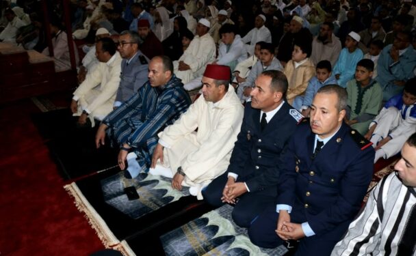 بالصور.. ساكنة إمنتانوت تؤدي صلاة عيد الفطر في أجواء روحانية مهيبة