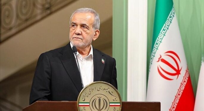 الرئيس الإيراني: طهران ستعلّق الهجمات على الدول المجاورة ما لم تنطلق هجمات منهم