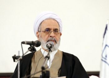 تعيين علي رضا أعرافي عضوا في مجلس القيادة الإيراني