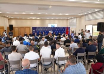 البام يحسم التزكيات بجهة فاس ويقرر إعادة “الماكينات” الانتخابية في أبرز الدوائر