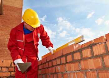 “مسخ عمراني” يغتال هوية المدينة.. انتقادات برلمانية لواقع التعمير في مراكش