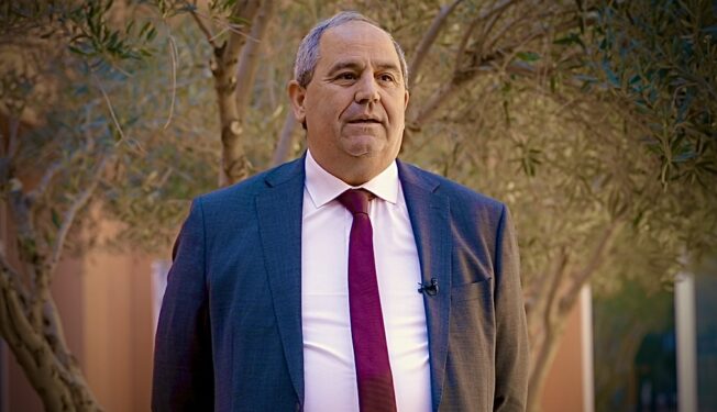 البام يعيد الاعتبار للنخب العلمية بتزكية الميدواي وكيلا لائحته بالرحامنة
