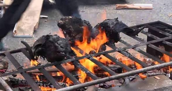 شيّ رؤوس أضاحي العيد.. فرصة مؤقتة لشباب مراكش لمحاربة البطالة