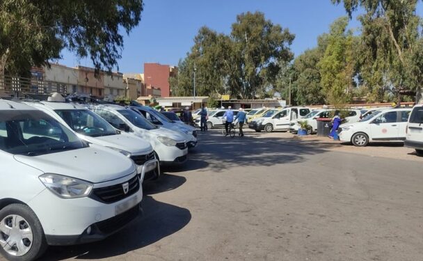 مواطنون يشتكون من “تجار الأزمات” وينتقدون غياب الحزم في محطات النقل الطرقي
