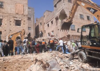بالڤيديو.. تواصل عمليات البحث تحت أنقاض العمارة المنهارة بفاس