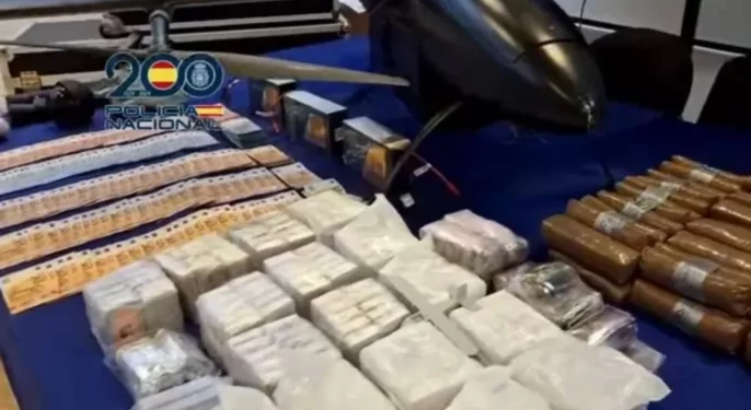 الشرطة الإسبانية تفكك شبكة دولية لتهريب المخدرات بطائرات مسيّرة بين المغرب وفرنسا