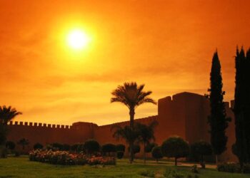درجات الحرارة بالمغرب غدًا.. مراكش تتجاوز 40 درجة وأوسرد في الصدارة