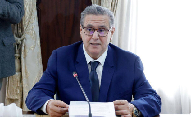 تمويل 3200 منشور في صفحة رئيس الحكومة بالفايسبوك يثير الجدل في البرلمان