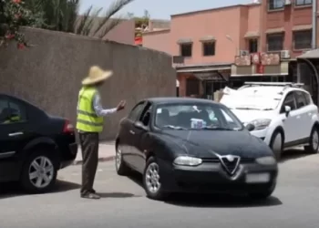 توقيف 5 أشخاص متورطين في حراسة السيارات بشكل غير قانوني بمراكش