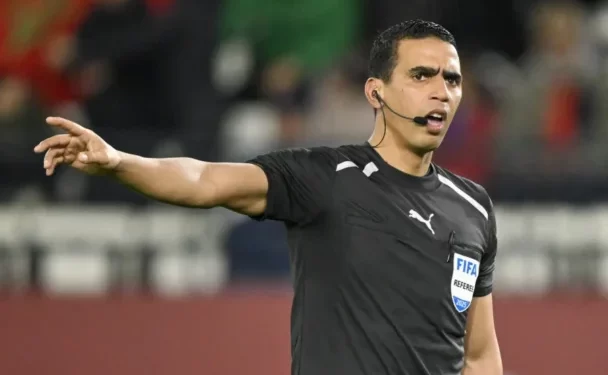 جلال جيد يقود مباراة ألمانيا وبارغواي