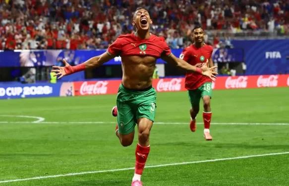هكذا أنقذ وهبي اللاعب رحيمي من بطاقة صفراء خلال مواجهة هايتي + فيديو