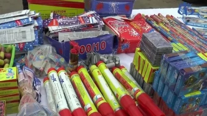 إحباط ترويج شحنة ضخمة من المفرقعات والشهب النارية بالبيضاء