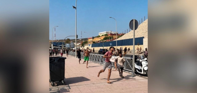 لليوم الثاني.. مئات المهاجرين يصلون لسبتة المحتلة