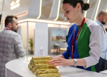 الذهب يسجل أول مكاسب أسبوعية في 5 أسابيع