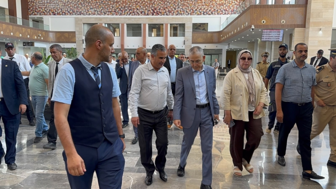 الوالي خطيب لهبيل يجري جولة تفقدية لمحطة العزوزية+ صور