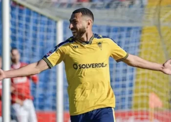 المغربي يانيس بكراوي ينقذ إستوريل من الهزيمة أمام فاماليكاو
