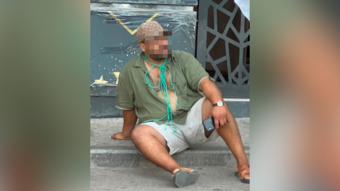 “كارديان” يحاول الانتحار أمام ملهى ليلي بمراكش والأمن يتدخل + فيديو
