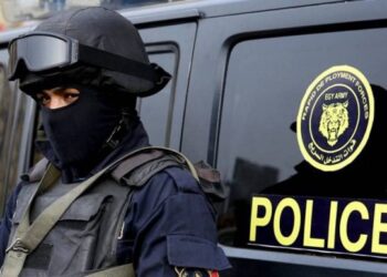 محام مصري يقتل والده بطريقة شنيعة أثناء نومه