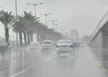 الأرصاد تنذر بتسجيل زخات رعدية بعدة مناطق مغربية