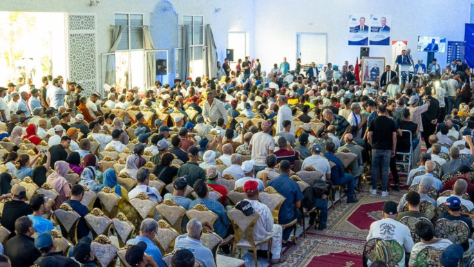 بعد معركة الأعيان..إنزالات لحسم التنافس يحتدم بين البام والأحرار بجهة فاس